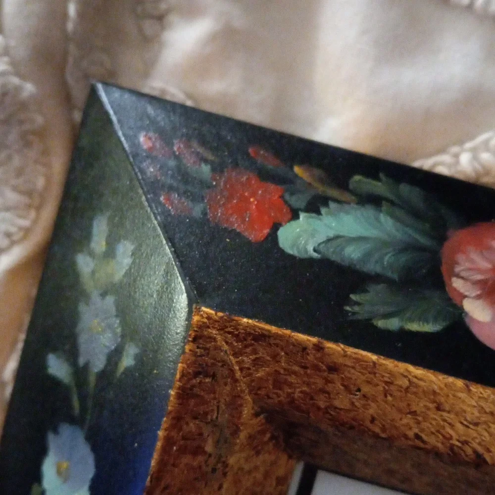 Special Moments Hand Painted Floral Picture Frames w/Velvet Back 4x6 Set of 2